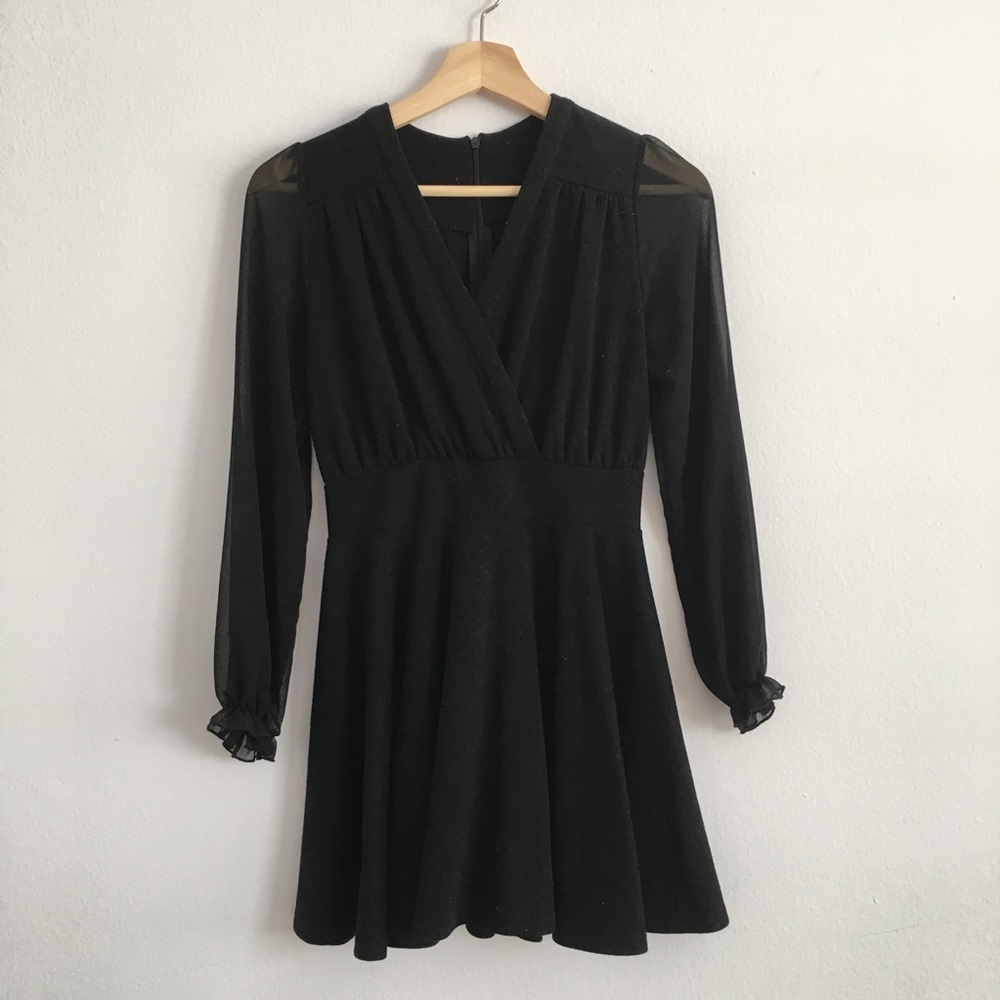 MOVE SALE! Somethin’ Sweet Long Sleeve Mini Dress